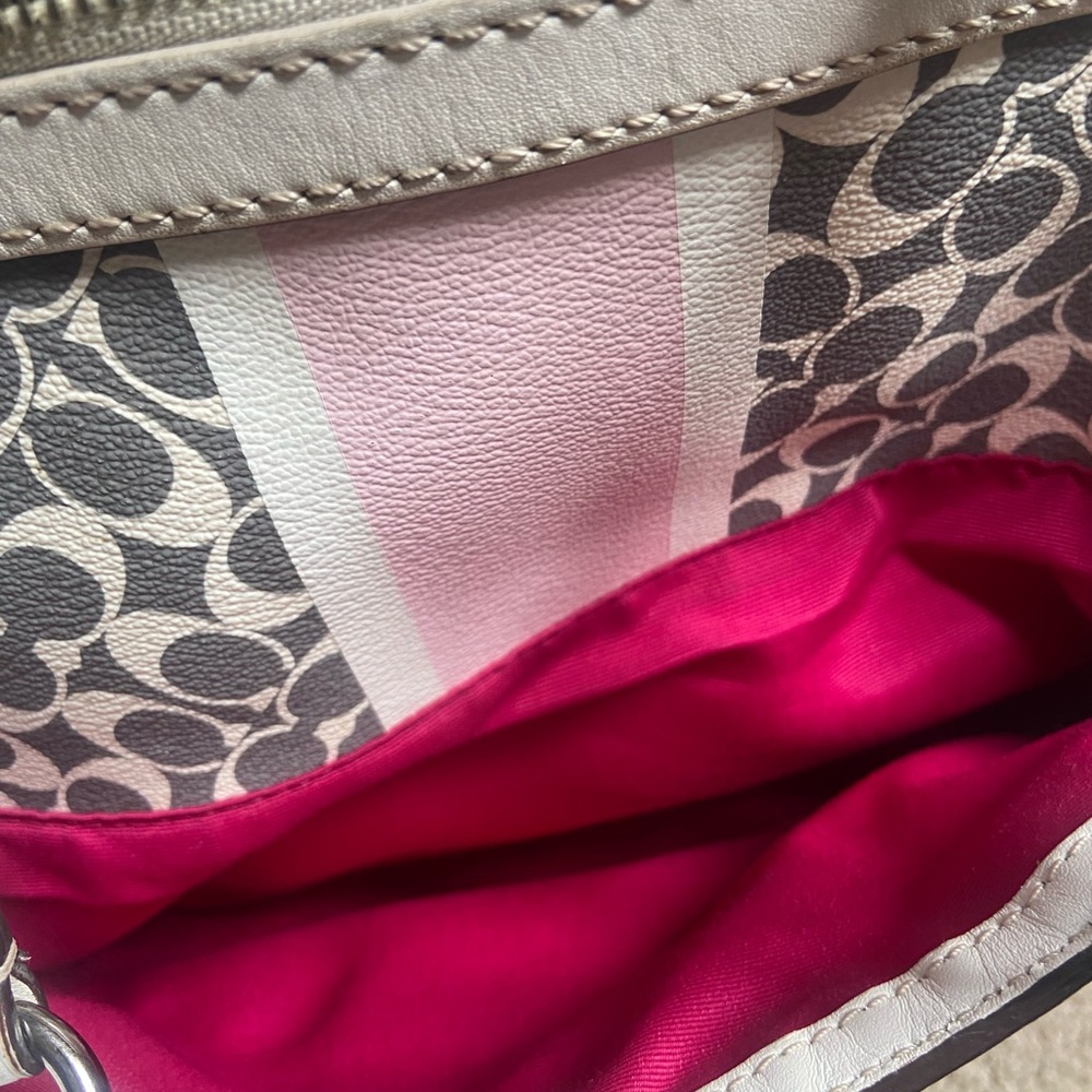 Rare Vintage Coach Gray and Pink Signature Satchel Bag - Picture 10 of 16